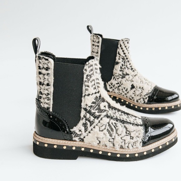 Free People: Textile Atlas Chelsea Boot in Beige - Picture 2 of 10